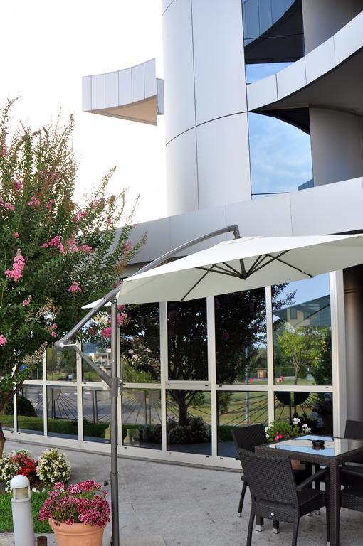 B&B Hotel Bergamo Executive San Paolo d'Argon Exterior foto