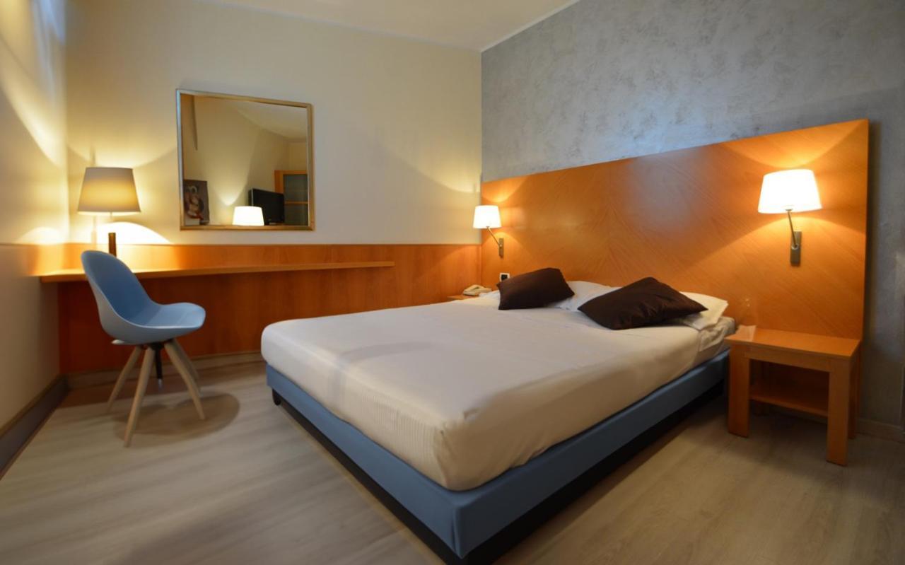 B&B Hotel Bergamo Executive San Paolo d'Argon Exterior foto
